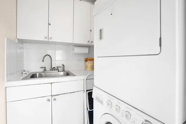 Residence photo 25