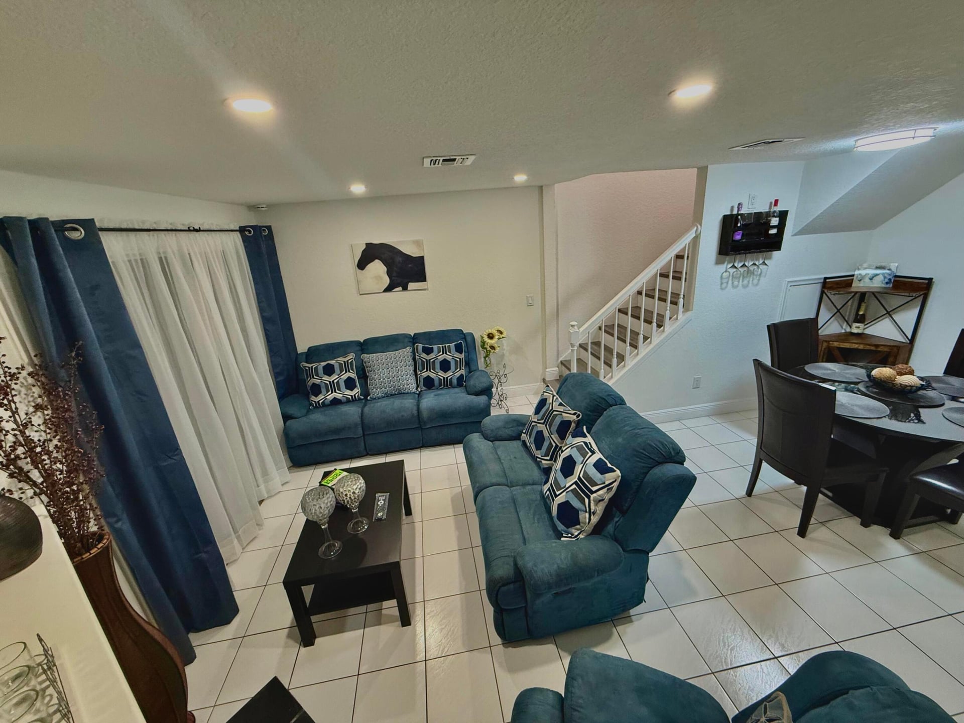 Residence photo 3