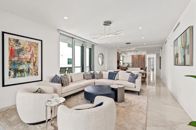 Royal Palm Residences Boca Raton Unit 804 photo 8