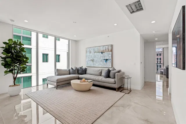 Royal Palm Residences Boca Raton Unit 804 photo 18