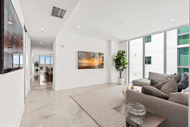Royal Palm Residences Boca Raton Unit 804 photo 19