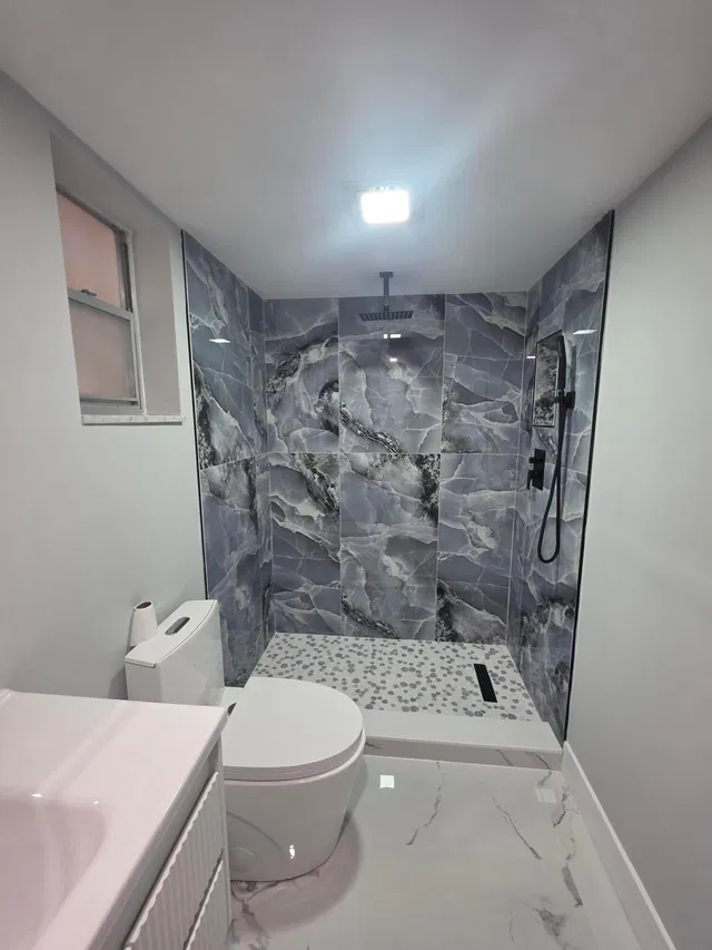 Unit 107 photo 14