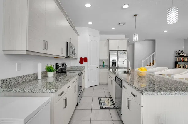 Residence photo 14