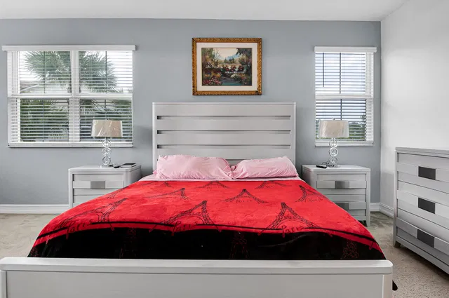 Residence photo 20