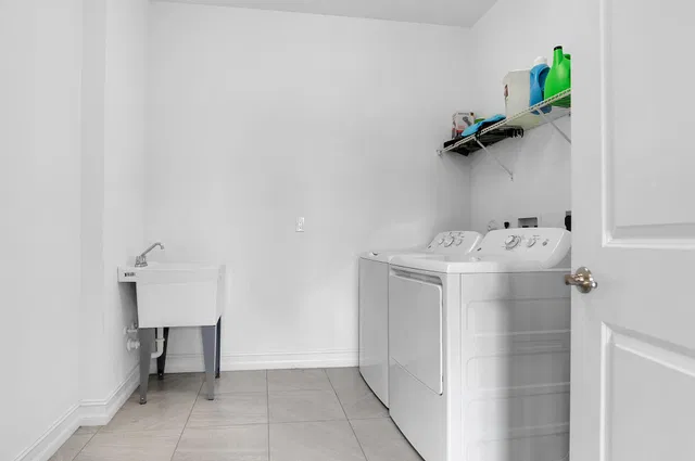 Residence photo 38