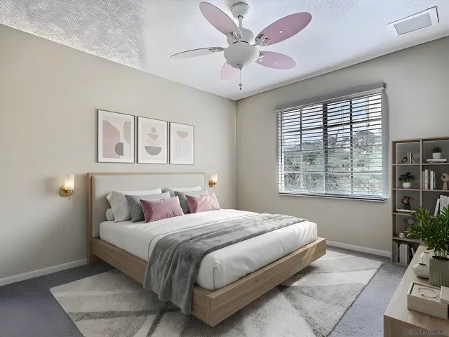 Residence photo 13