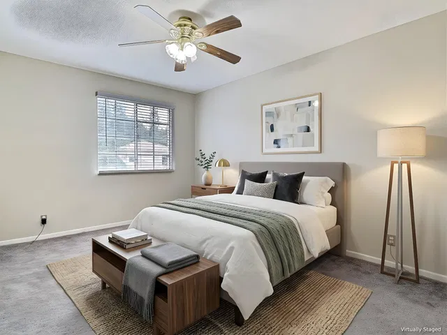 Residence photo 16