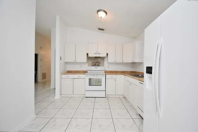 Residence photo 7