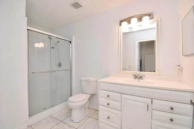 Residence photo 9