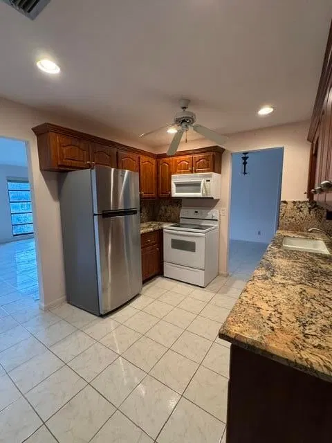 Residence photo 7