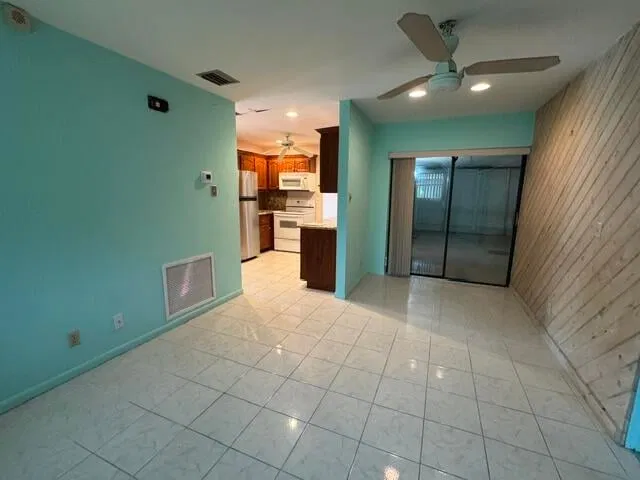 Residence photo 14