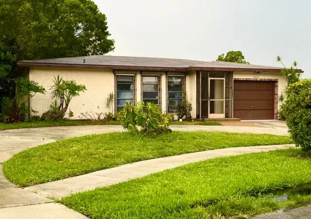 Residence photo 22