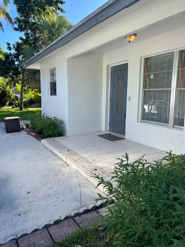 Residence photo 5