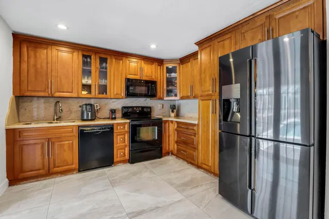 Residence photo 15