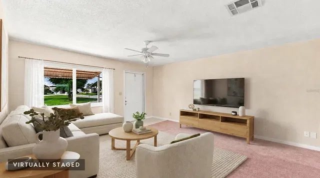 Residence photo 2