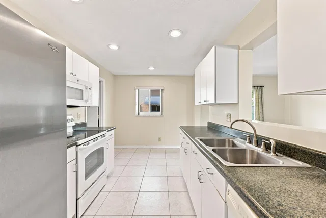 Residence photo 7