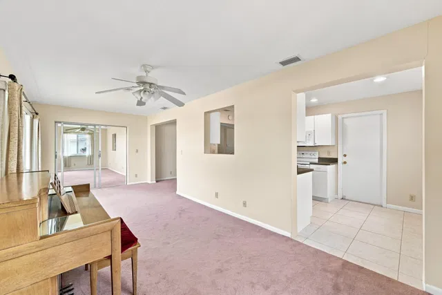 Residence photo 16