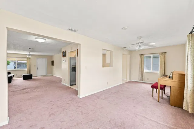 Residence photo 17