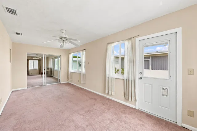 Residence photo 21