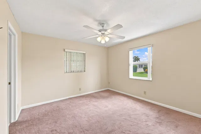 Residence photo 23