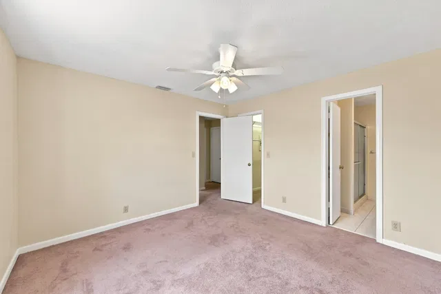 Residence photo 24