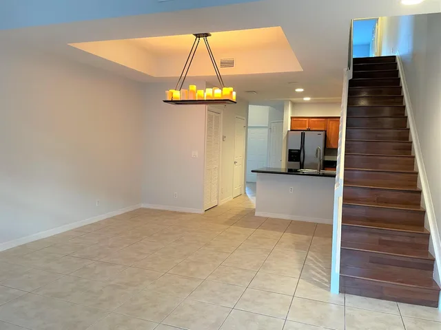 Unit 5 photo 5