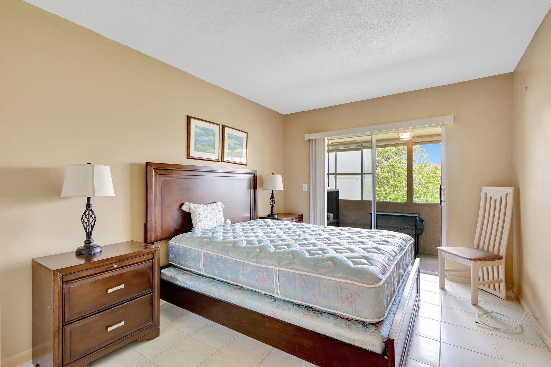 Residence photo 11
