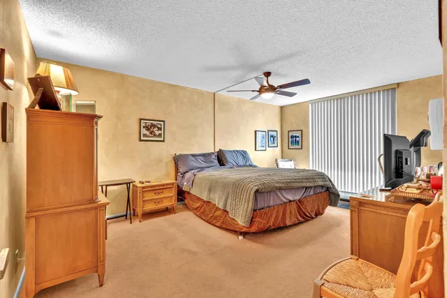 Unit 602 photo 25