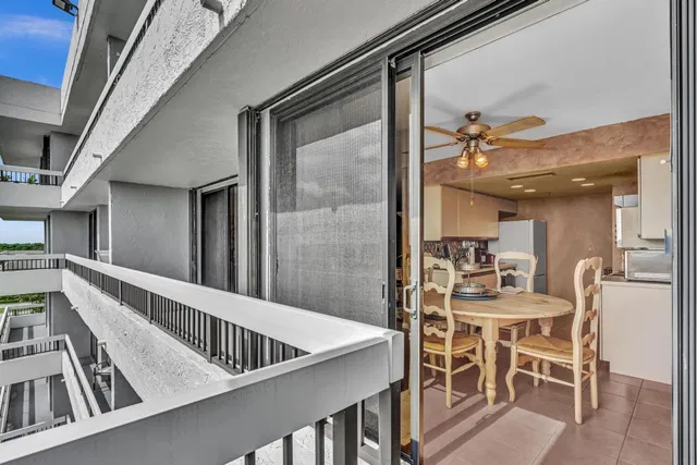 Unit 602 photo 38