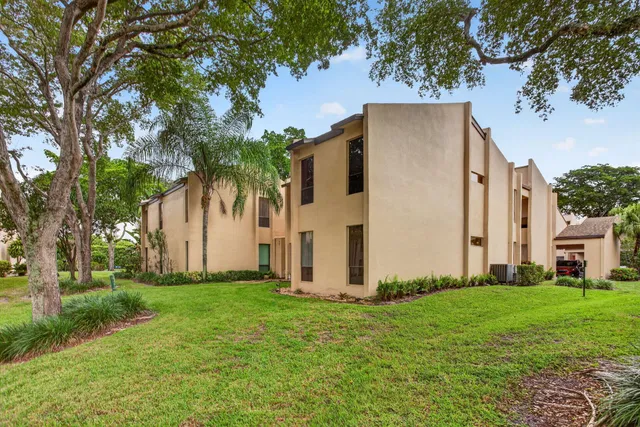  Unit 217 photo 6