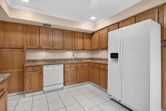  Unit 217 photo 20