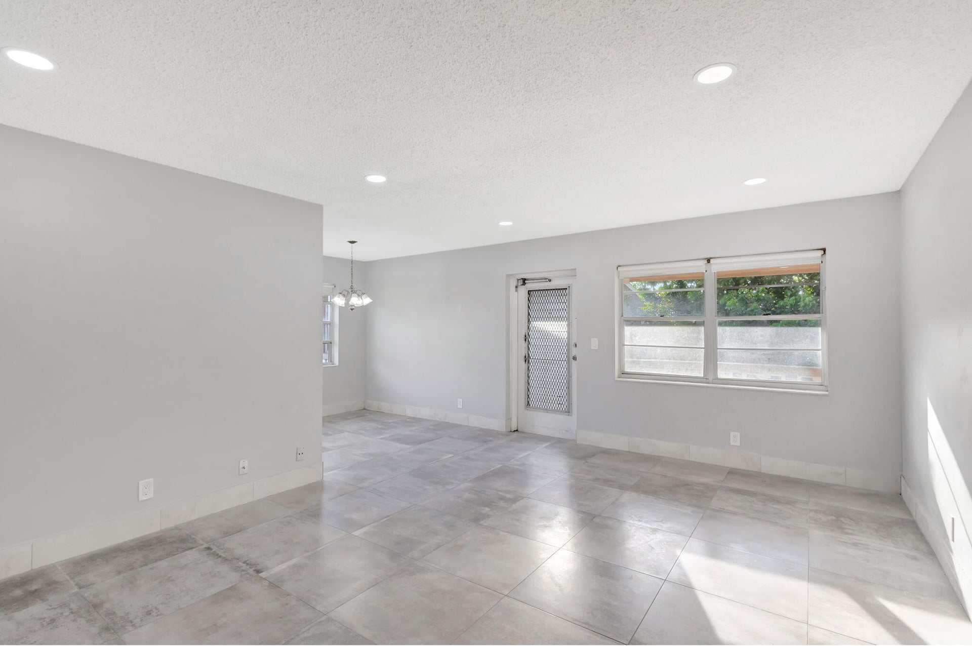 Residence photo 4