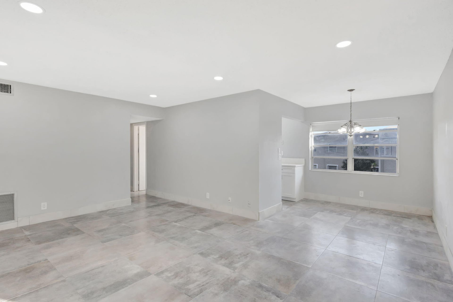 Residence photo 6