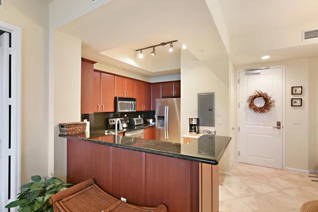 The Metropolitan Unit 817 photo 8