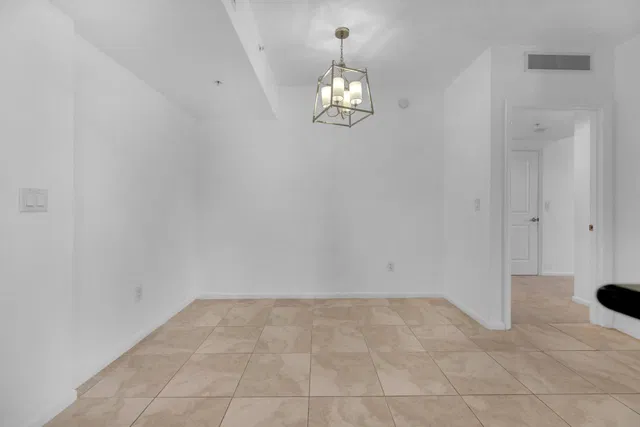 The Metropolitan Unit 612 photo 6