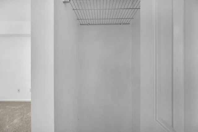 The Metropolitan Unit 612 photo 30