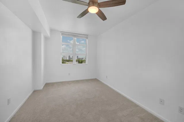 The Metropolitan Unit 612 photo 39