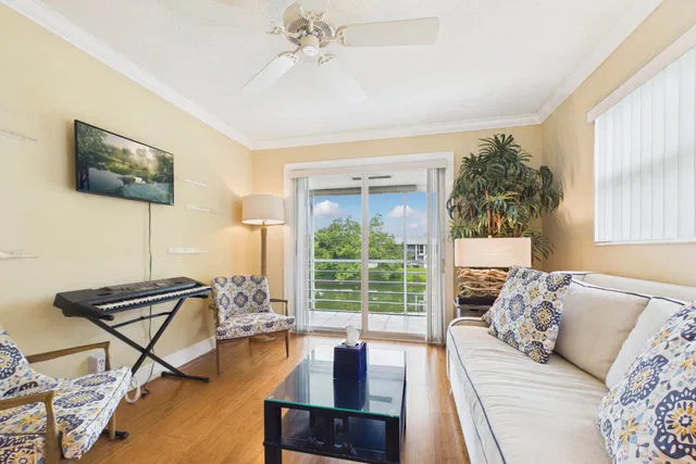 Residence photo 27