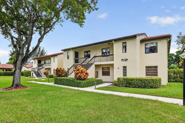 Boca Lago Country Club Homes Unit 38 H photo 2