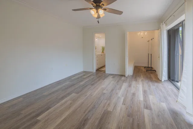 Unit 105 photo 12