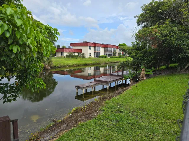 Residence photo 32