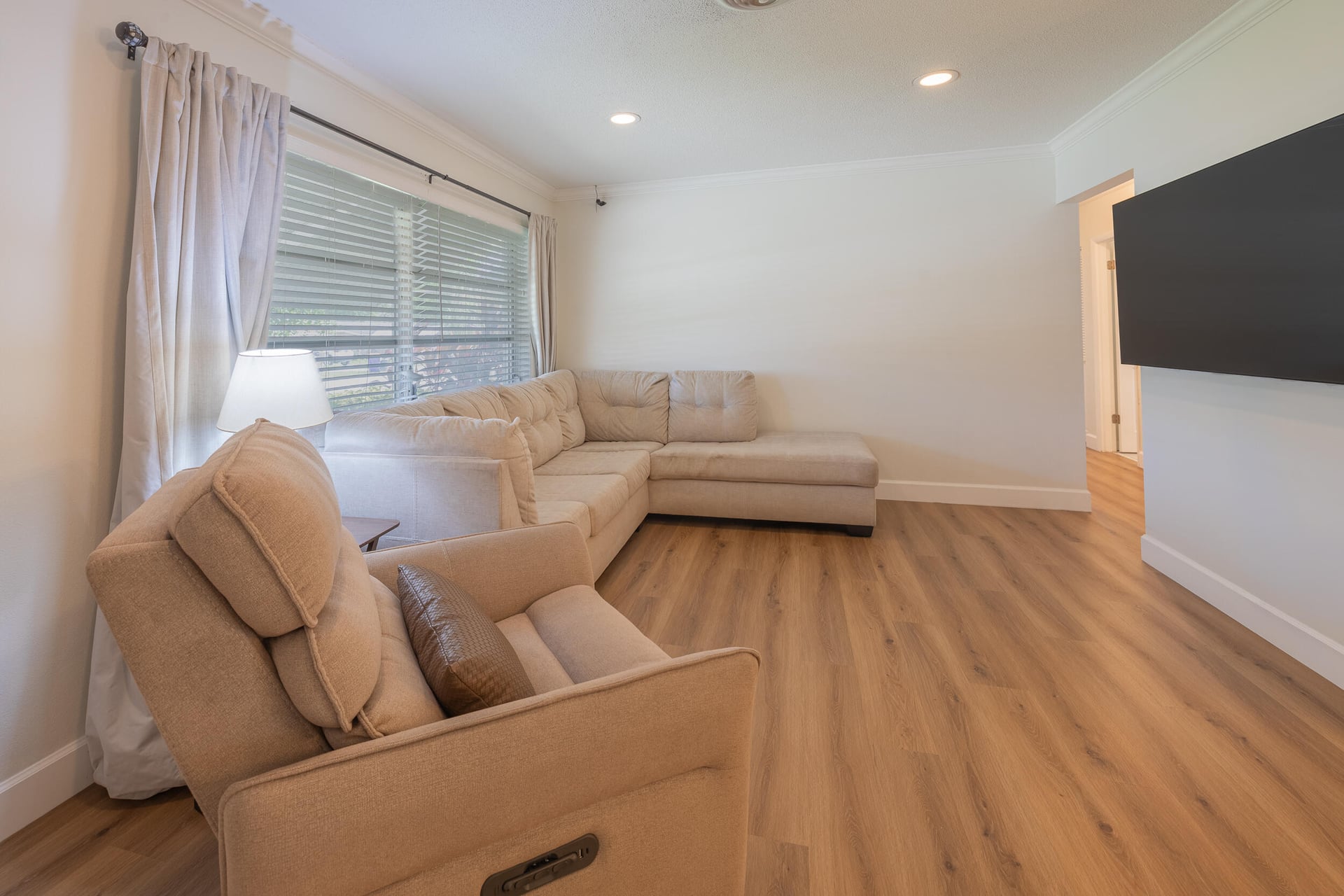 Residence photo 2