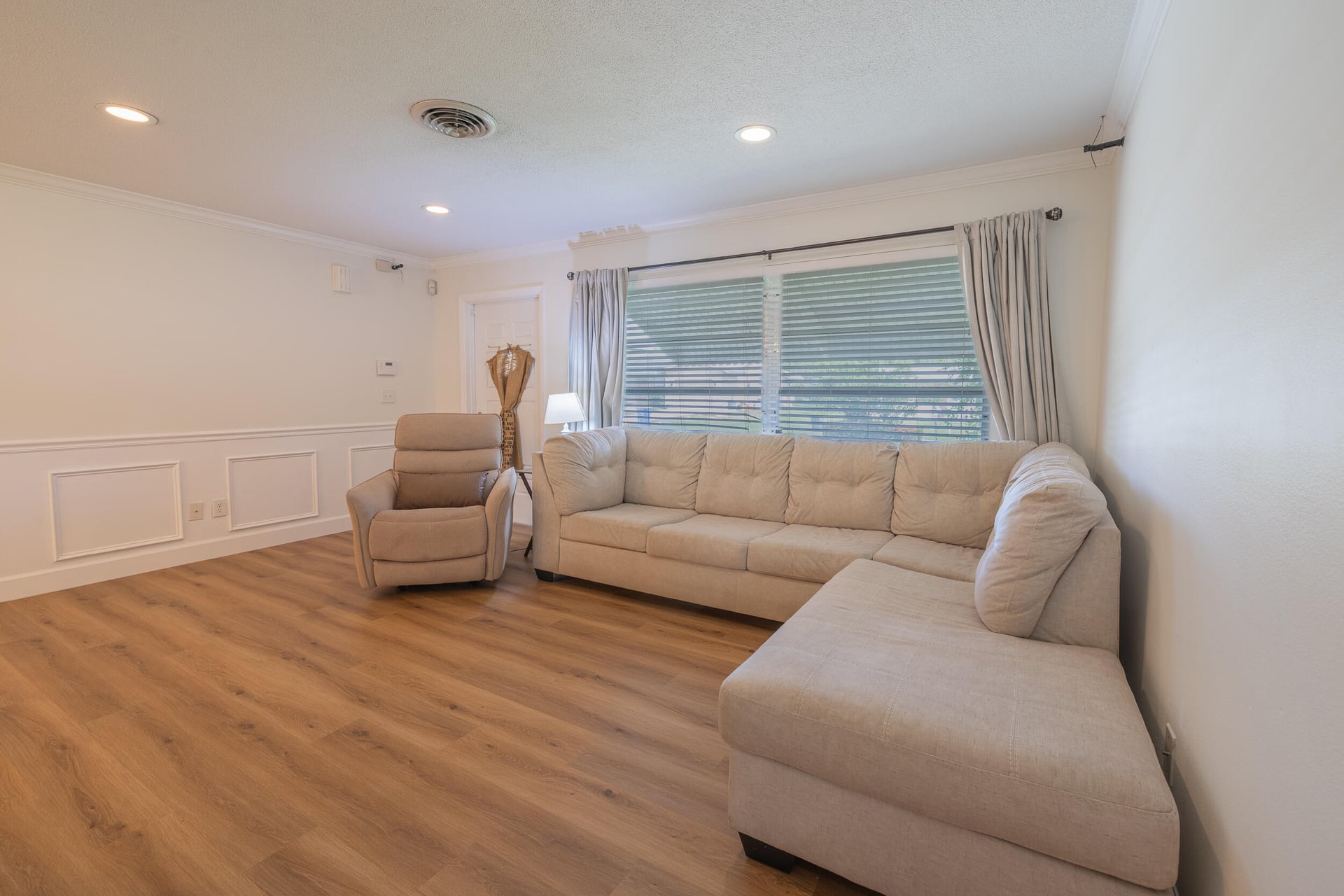 Residence photo 3