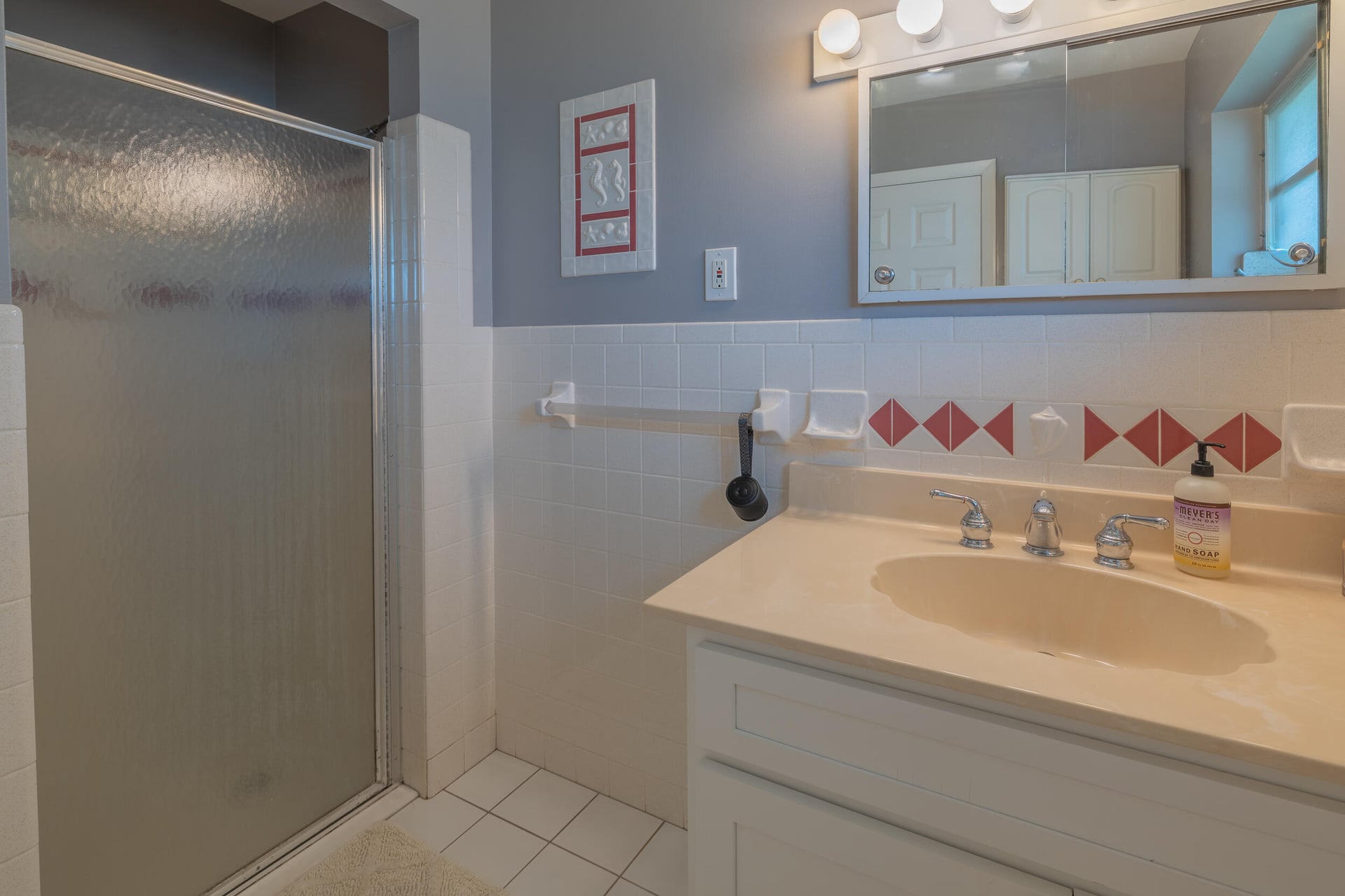 Residence photo 12