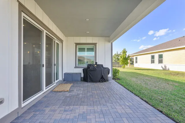 Residence photo 34