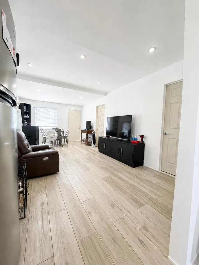 Residence photo 9