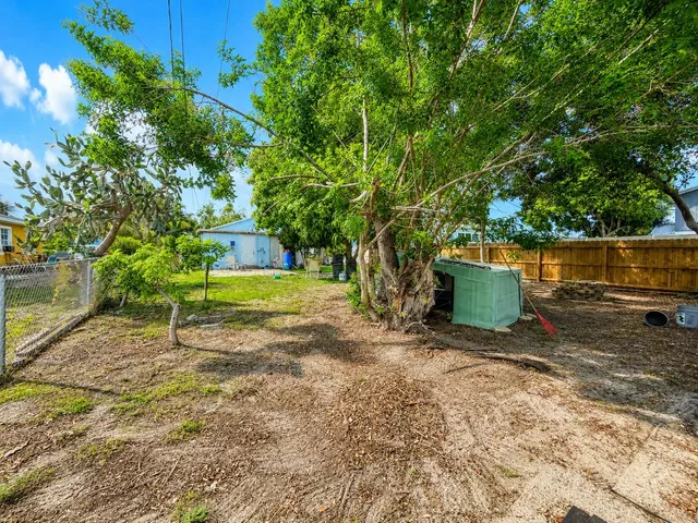 Residence photo 26