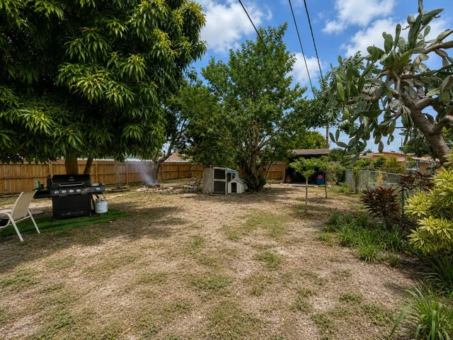 Residence photo 33