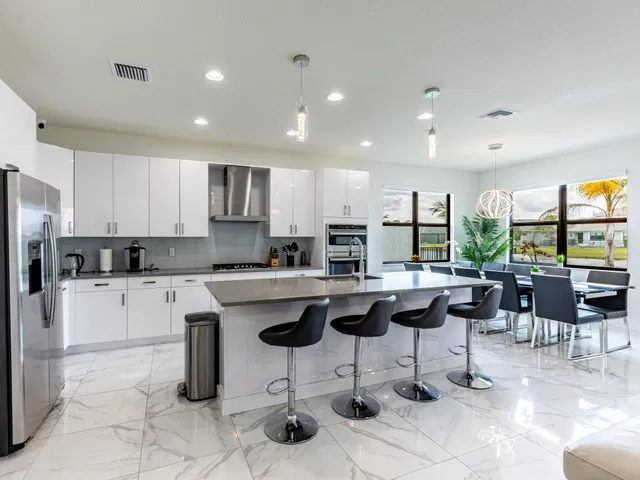 Residence photo 10