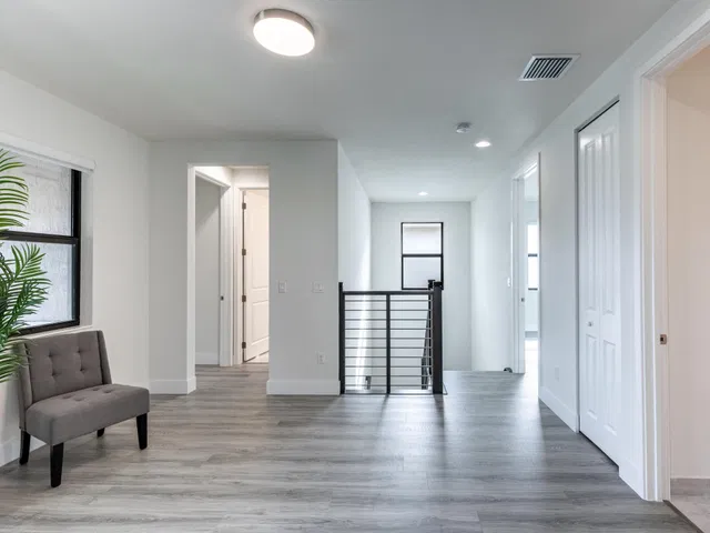 Residence photo 24
